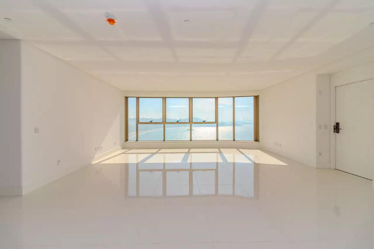 Apartamento à venda no Yachthouse by Pininfarina, Balneário Camboriú